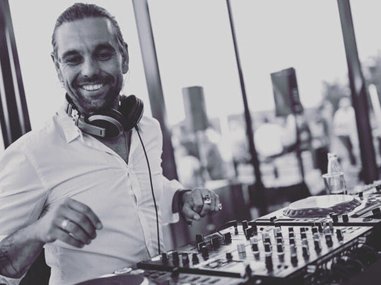 Mathew Kay - DJ und Allround-Musiker